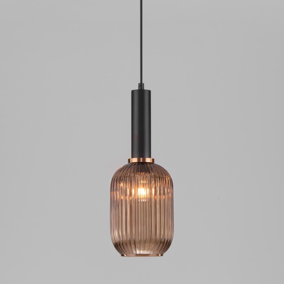 Подвесной светильник Eurosvet 50181/1 янтарь Подвесной светильник Eurosvet 50181/1 янтарь