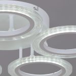 Потолочная люстра Reluce 09812-3.3-05A WH