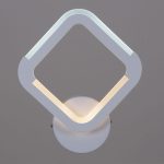 Настенный светильник Reluce 09821-3.2-01 WH