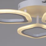 Потолочная люстра Reluce 02301-0.3-03 WH