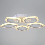 Потолочная люстра Reluce 02301-0.3-05 WH