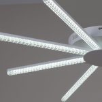 Потолочная люстра Reluce 06537-0.3-4+4 WH