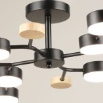 Люстра на штанге Reluce 03860-0.3-08 BK+WOOD GX53