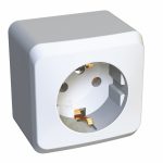 Розетка 1-ая с/з без шторок Systeme Electric Этюд наруж PA16-003B