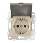 Розетка с заземлением, шторками и защитной крышкой Arte Milano 203.41-1.shampan
