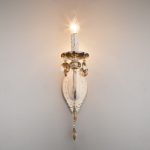 Бра Eurosvet 10104/1 белый с золотом/тонированный хрусталь Strotskis