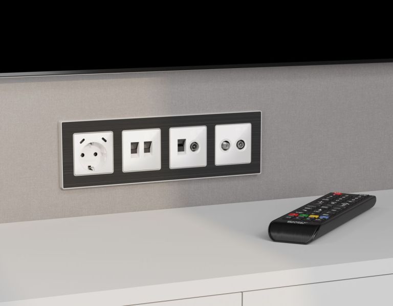 Комплект механизма розетки компьютерной + TV оконечной RJ-45 с автоматической защитной шторкой Alfa Белый глянец Quant Ambrella Volt MA112510 (AP1125, VM195)