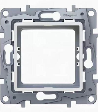 Адаптер для механизма Mosaic Legrand Etika 672289