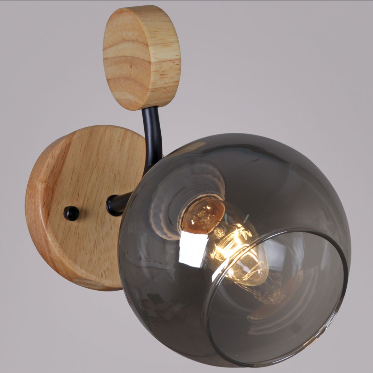 Бра Reluce 06780-0.2-01 BK+WOOD Бра Reluce 06780-0.2-01 BK+WOOD