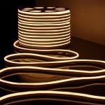 Светодиодный гибкий неон Elektrostandard 220V 9,6W 120Led 2835 IP67 односторонний теплый белый, 50 м 4690389167355