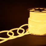 Светодиодный гибкий неон Elektrostandard 220V 9,6W 144Led 2835 IP67 круглый теплый белый, 50 м 4690389167485