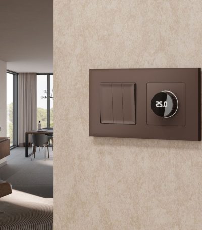 Комплект мех-ма термор-ра с цифровым дисплеем с подсветкой и датчиком для теплого пола Alfa Темная бронза матовый Quant Ambrella Volt MA635810 (AP6358, VM1385)