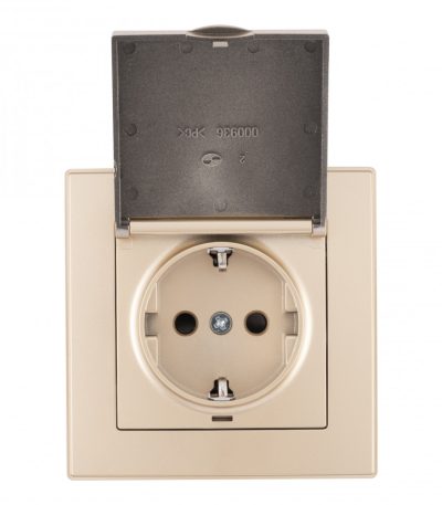 Комплект розетки с/з и шторками, защитной крышкой и рамкой Arte Milano SET06-1-41-1 shampan