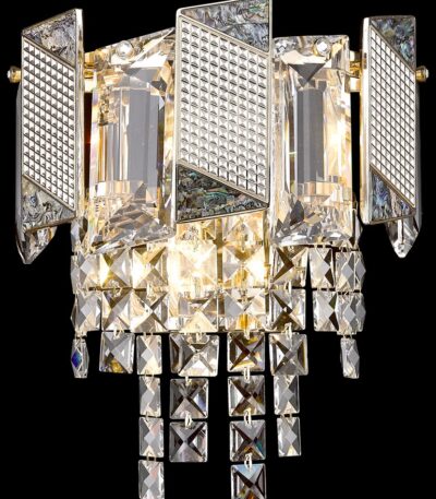 Настенный светильник Wertmark Malvina WE114.02.301