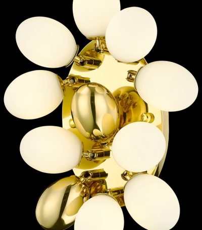 Настенный светильник Wertmark Olivia WE232.09.301