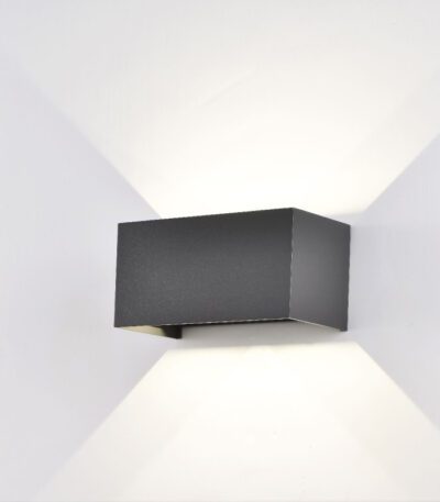 Настенный уличный светильник Mantra Davos  7815