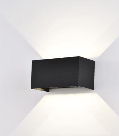 Настенный уличный светильник Mantra Davos  7817