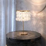 Настольная лампа Eurosvet Sandra 208101 латунь/перламутр a071168