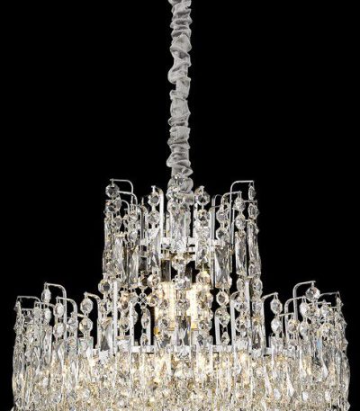 Подвесная люстра Wertmark Marcella WE154.12.103