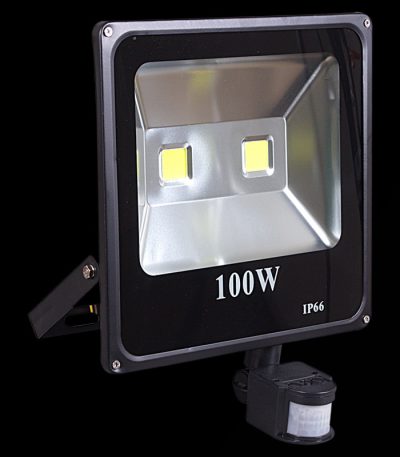 Прожектор Reluce 54100-0.2-001QY LED100W+SENSOR BK