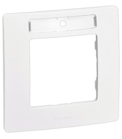 Рамка 1-постовая Legrand Etika с держателем для маркировки белая 672506