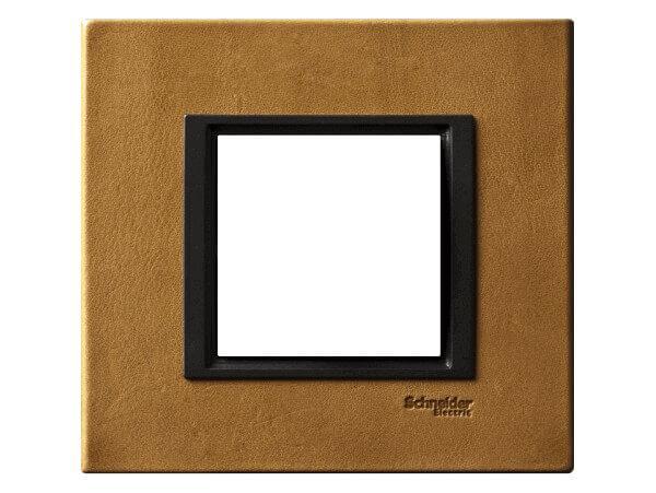 Рамка 1-постовая Schneider Electric Unica Class MGU68.002.7P1 Рамка 1-постовая Schneider Electric Unica Class MGU68.002.7P1