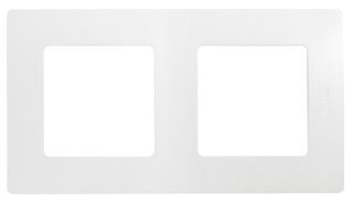 Рамка 2-постовая Legrand Etika белая 672502