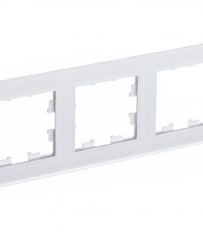 Рамка 3-ая Systeme Electric AtlasDesign Nature Матовое стекло белый ATN330103