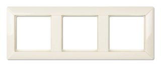 Рамка трехместная Jung EP483