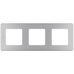 Рамка трехместная Legrand Inspiria 673952