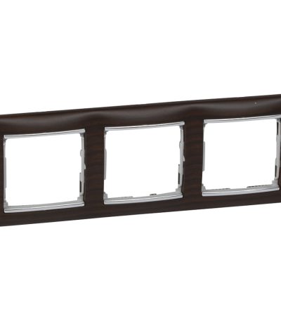 Рамка трехместная Legrand Valena Classic 696732