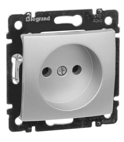 Розетка 2К Legrand Valena 16A 250V б/з винтовой зажим алюминий 770116