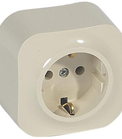 Розетка 2К+З Legrand Quteo 16A 250V с/з слоновая кость 782241