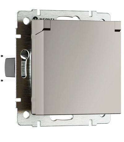 Розетка с/з с защитной крышкой и шторками Werkel W1271204 4690389211980 a069464