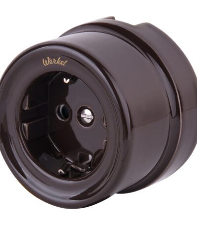 Розетка с заземлением Werkel 4690389166815 W5671014