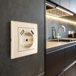 Комплект розетки с/з и шторками + USB и рамкой Arte Milano SET06-1-47-1 shampan