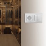 Выключатель двухклавишный с розеткой Arte Milano SET06-2-30-2-40-1 silver