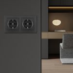 Розетка двойная (двухпостовая) с/з и шторками Arte Milano SET06-2-40-1x2 black