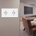 Розетка двойная (двухпостовая) с/з и шторками Arte Milano SET06-2-40-1x2 white