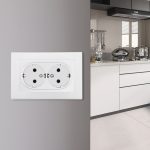 Розетка двойная с/з и шторками Arte Milano SET06-double-40-2 white