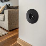 Розетка круглая с/з и шторками и рамкой Arte Milano SET08-1-40-1 black