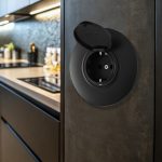 Розетка круглая с/з и шторками, защитной крышкой и рамкой Arte Milano SET08-1-41-1 black