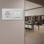 Выключатель двухклавишный с розеткой Arte Milano SET16-2-40-1-30-2 silver