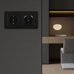 Розетка двойная (двухпостовая) с/з и шторками + USB Arte Milano SET16-2-47-1-40-1 black