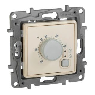 Термостат Legrand Etika с внешним датчиком для тёплых полов слоновая кость 672330