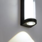 Уличный настенный светильник Feron Челси DH057 51486