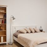 Торшер Uniel UML-T702 E14 SILVER+ UL-00010957