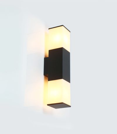 Уличный настенный светильник General GWL-2E27-IP65 662457