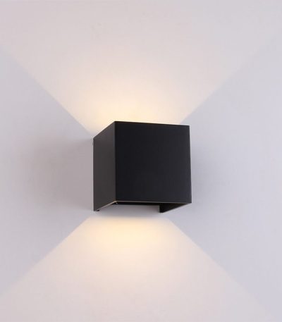 Уличный настенный светильник Mantra Davos 8601