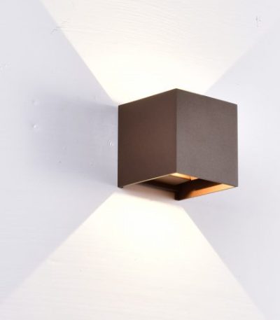 Уличный настенный светильник Mantra Davos 8602